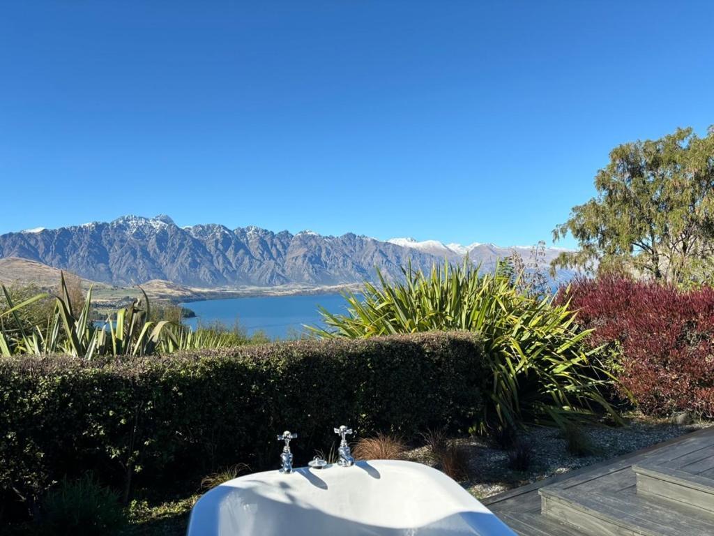 Bespoke Stay & Lake Views! Κουίνσταουν Εξωτερικό φωτογραφία